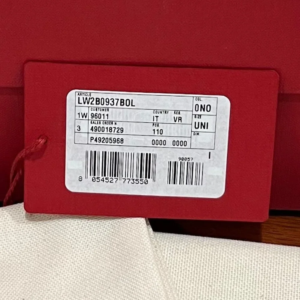 NIB Valentino Garavani Rockstud Leather d'Orsay Pumps - Picture 11 of 11